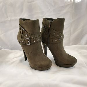 G by Guess Deeka Green Platform Ankle Boots